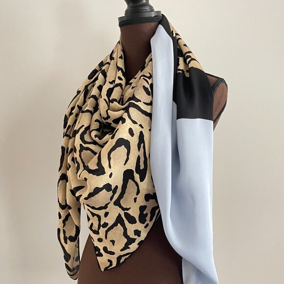 New Gucci Oversize Shawl Leopard Print Silk Blue Wrap Scarf - Picture 12 of 16